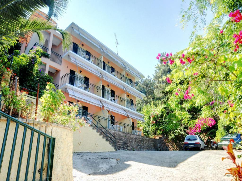 Empress Corfu Apartment Perama  Exterior foto